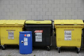 賃貸マンションの専用ゴミ置き場への不法投棄の原因と対策～前編～