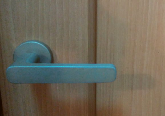 閉じ込められた!?トイレや浴室の鍵が開かないときの対処法 閉じ込められた!?トイレや浴室の鍵が開かないときの対処法
