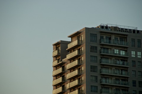 マンションでの宅配ボックスの新設について マンションでの宅配ボックスの新設について